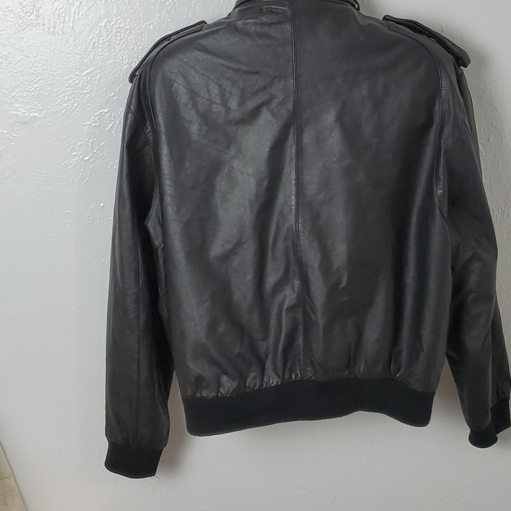 Members Only leather jacket - Picture 11 of 16